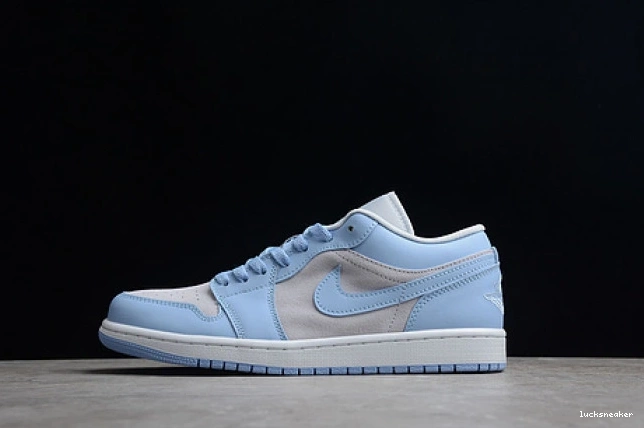 LUCY Blue Low University (W) 1 Jordan DC0774-050 0705